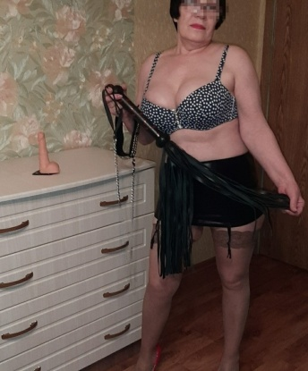Ирина, 57 лет, 5 размер груди